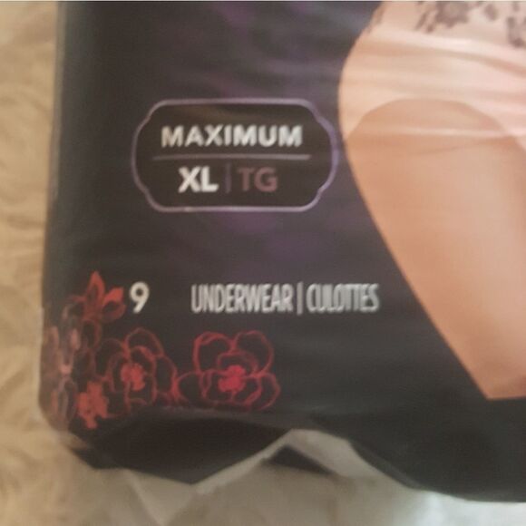 Always Discreet Boutique Disposable Underwear Maximum Absorption Size XL - Picture 2 of 4